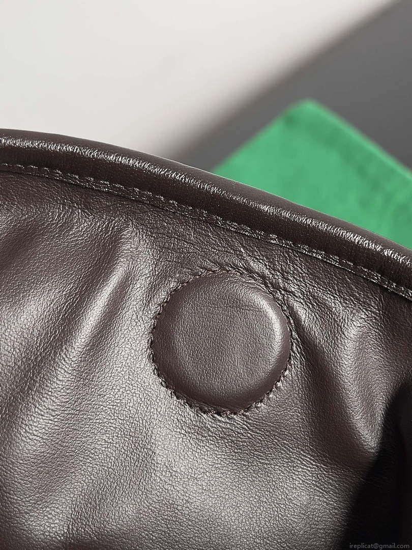 Bottega Veneta BV 763970 Large Hop Fondant Bag Dark Brown
