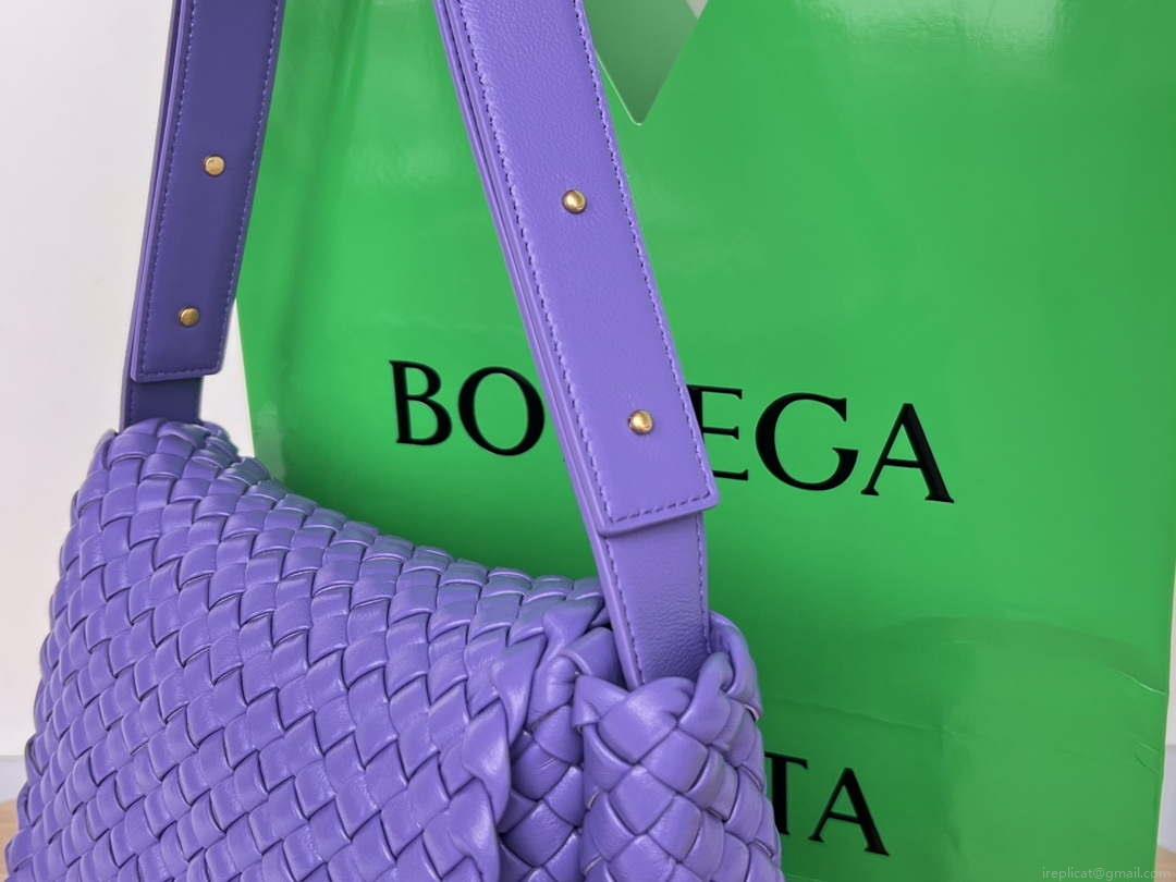 Bottega Veneta BV 709418 Small Cobble Shoulder Bag Purple