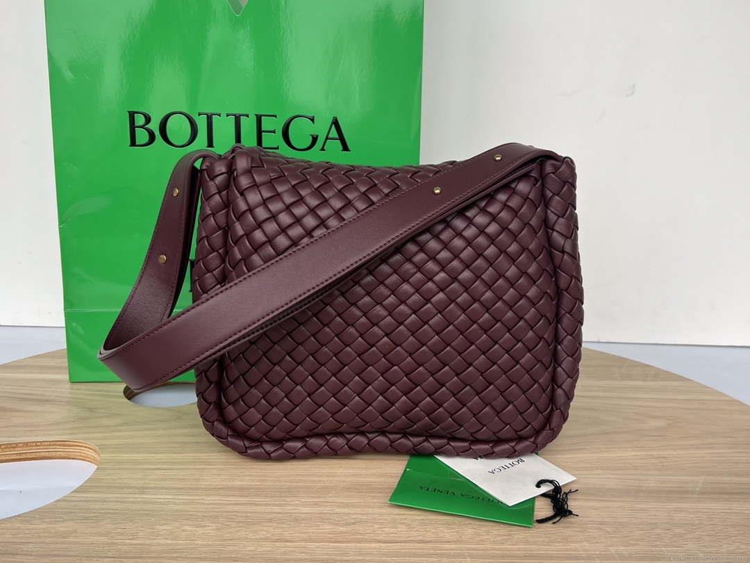 Bottega Veneta BV 709418 Small Cobble Shoulder Bag Wine Red