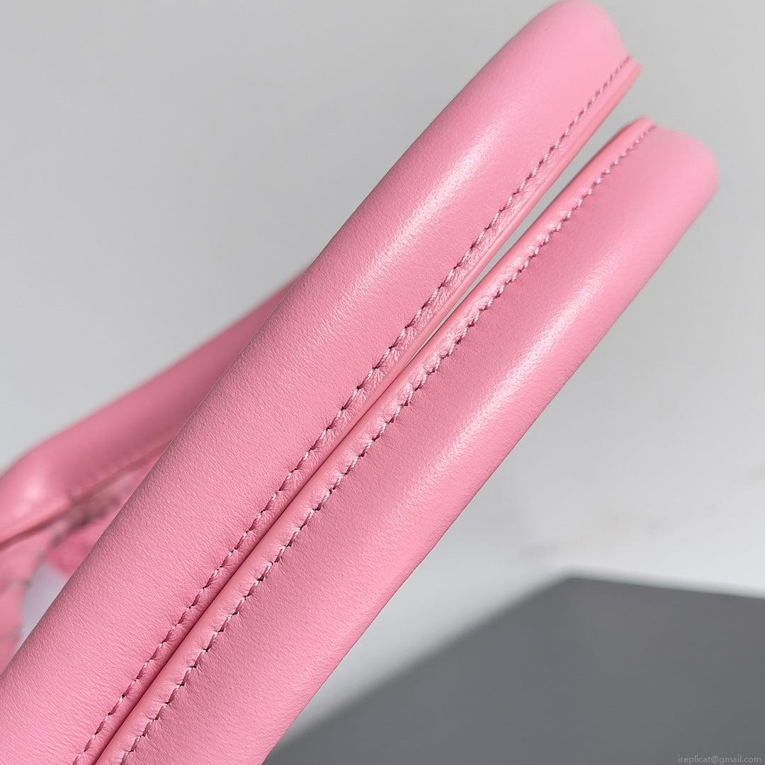 Bottega Veneta BV 608811 Large Cabat Bag Bv0013