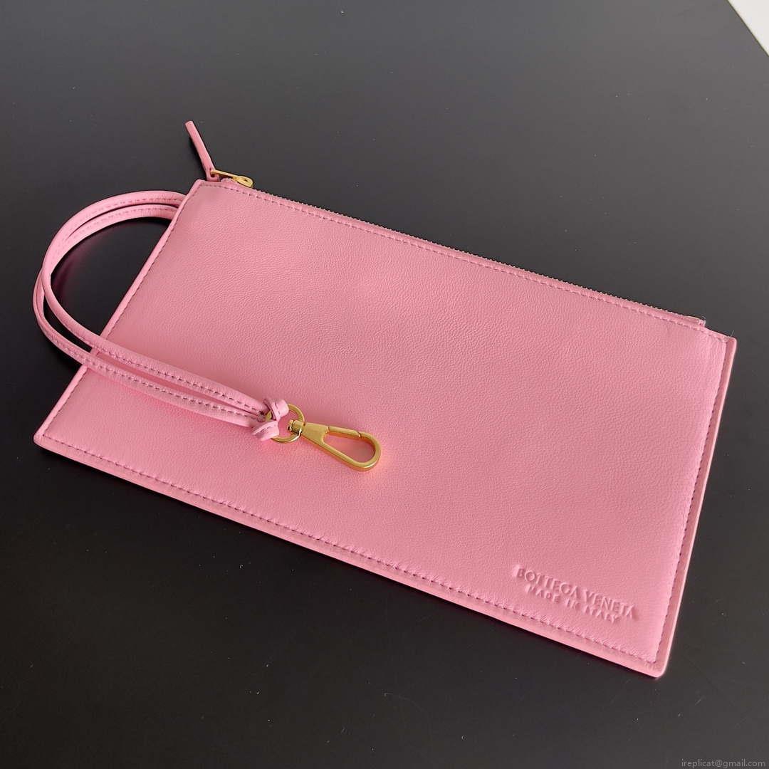 Bottega Veneta BV 608811 Large Cabat Bag Bv0013