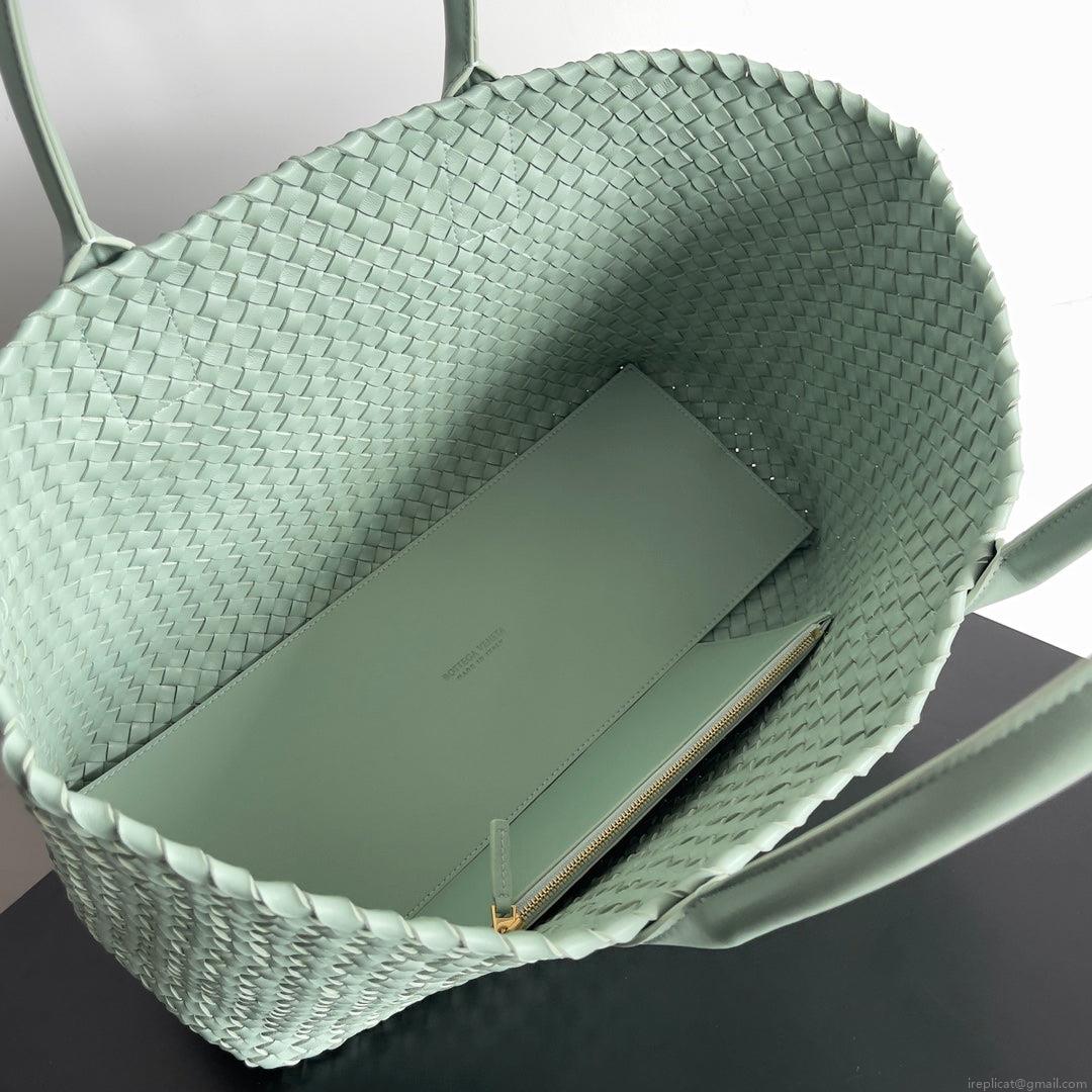 Bottega Veneta BV 608811 Large Cabat Bag Bv0015