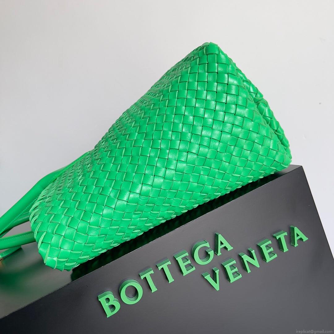 Bottega Veneta BV 608811 Large Cabat Bag Bv0019
