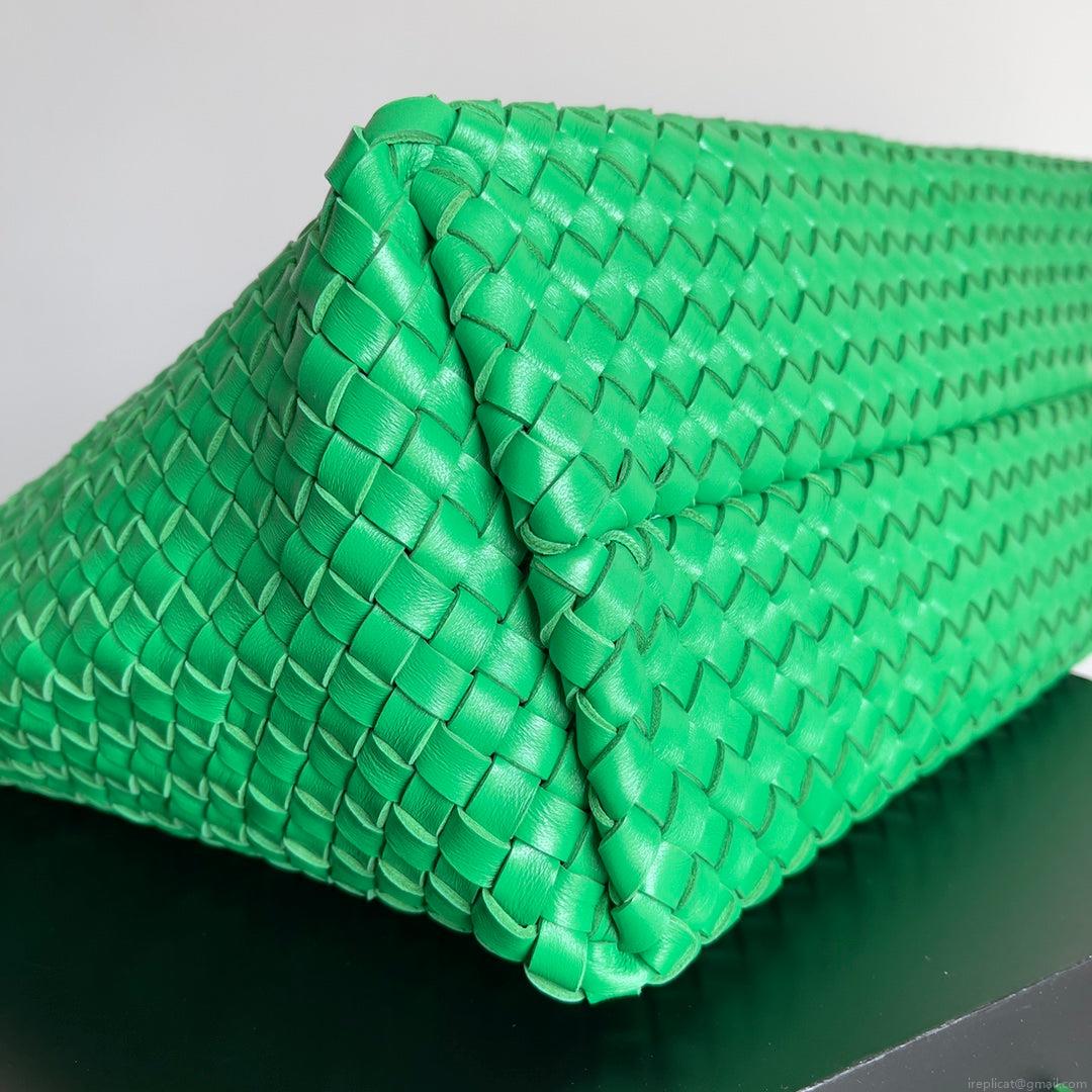 Bottega Veneta BV 608811 Large Cabat Bag Bv0019