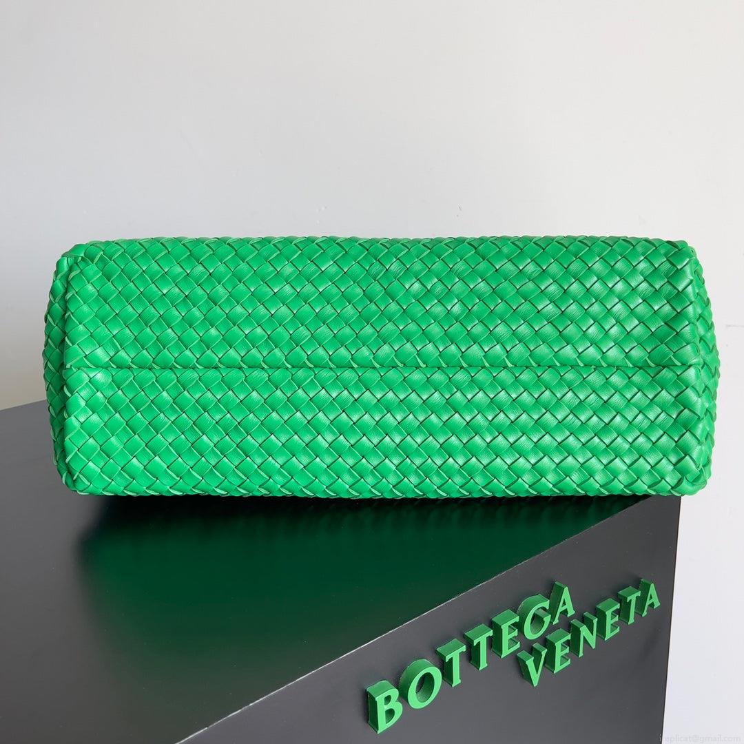 Bottega Veneta BV 608811 Large Cabat Bag Bv0019
