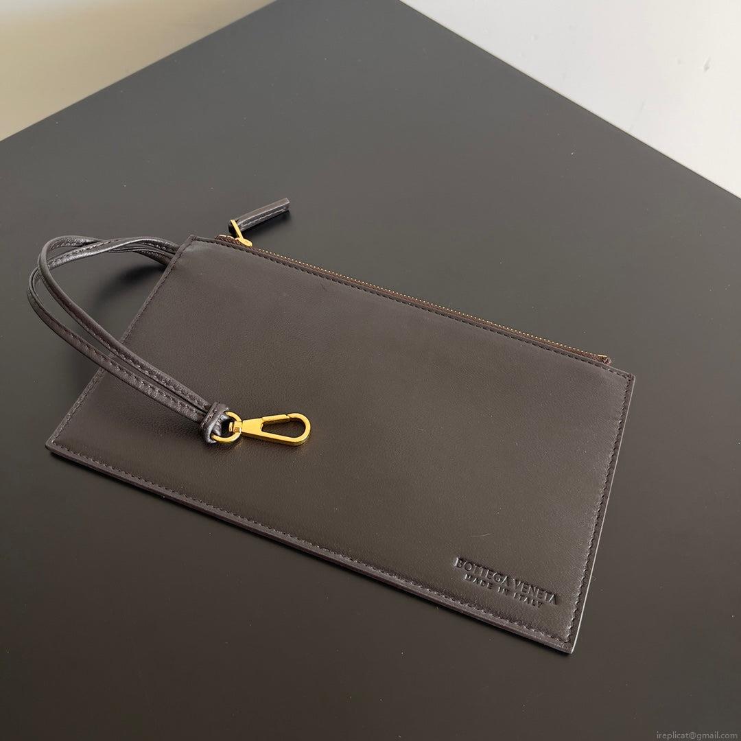 Bottega Veneta BV 608811 Large Cabat Bag Bv0020