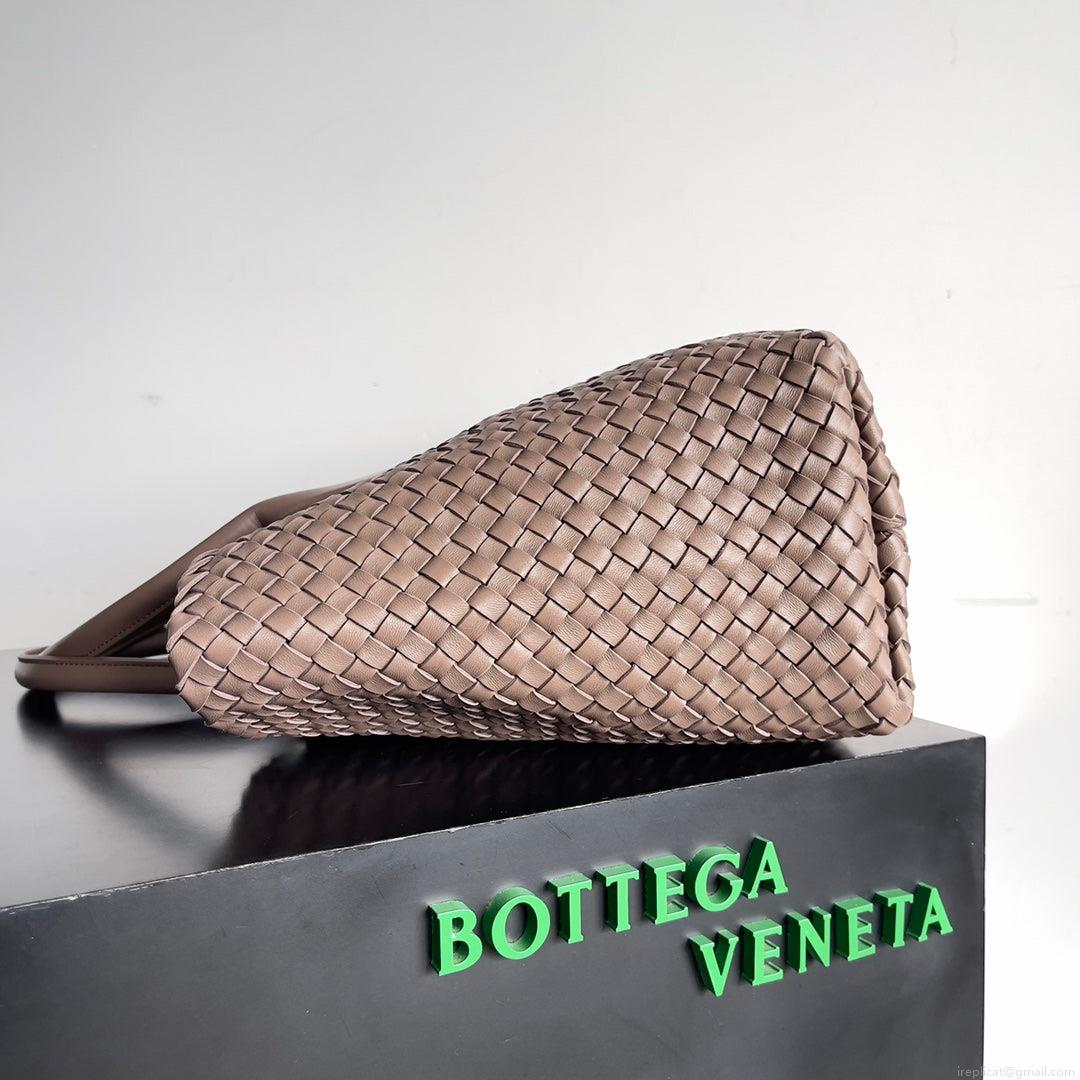 Bottega Veneta BV 608811 Large Cabat Bag Bv0021