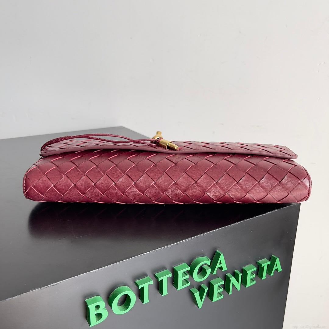 Bottega Veneta BV 741511 Long Clutch Andiamo With Handle Emerald Red