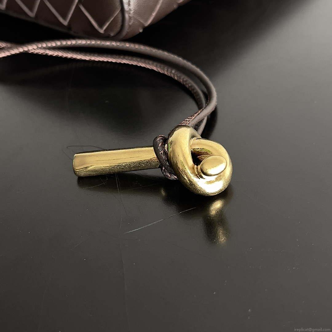 Bottega Veneta BV 741511 Long Clutch Andiamo With Handle Emerald Dark Brown
