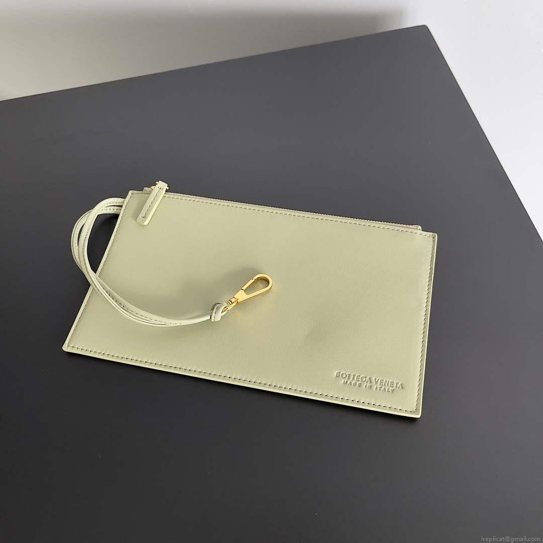 Bottega Veneta BV 608811 Large Cabat Bag Bv0028