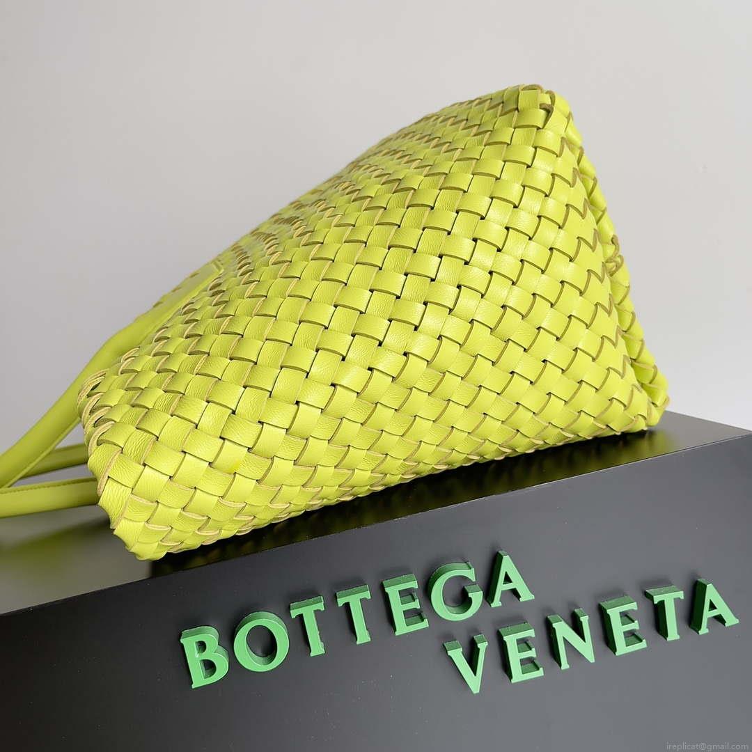 Bottega Veneta BV 608811 Large Cabat Bag Bv0031