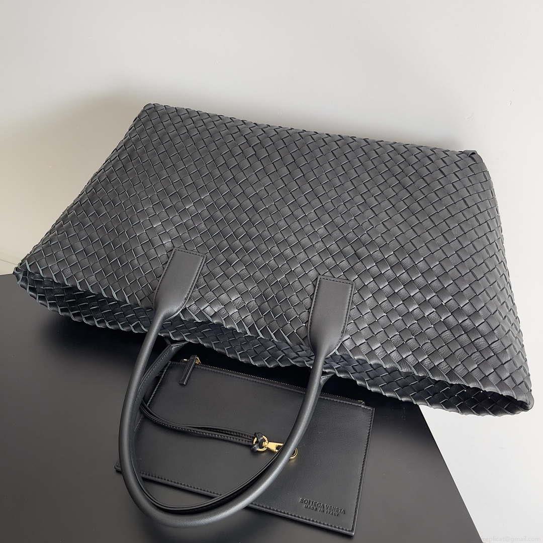 Bottega Veneta BV 608811 Large Cabat Bag Bv0033