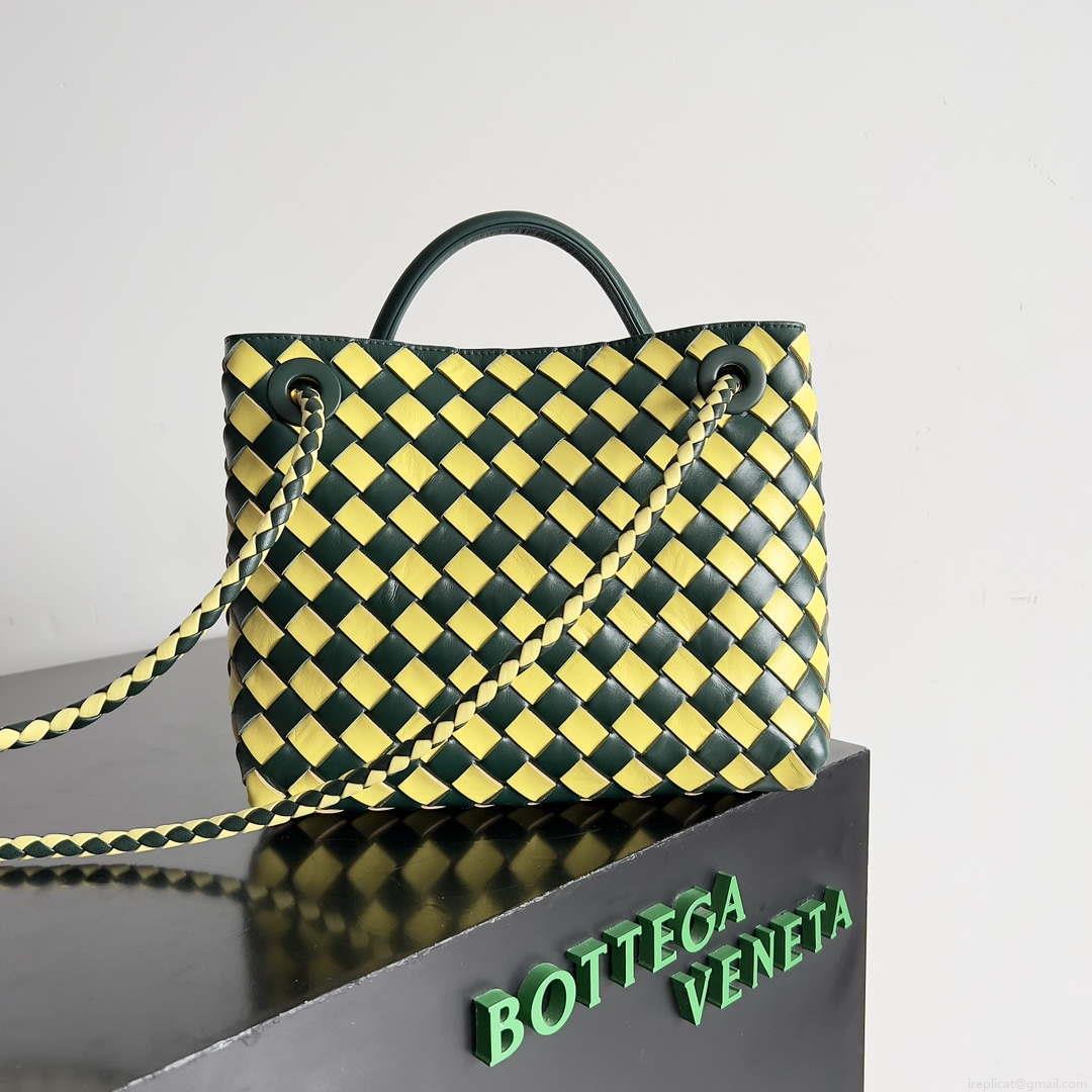 Bottega Veneta BV 779152 Small Andiamo Emerald green Sherbert