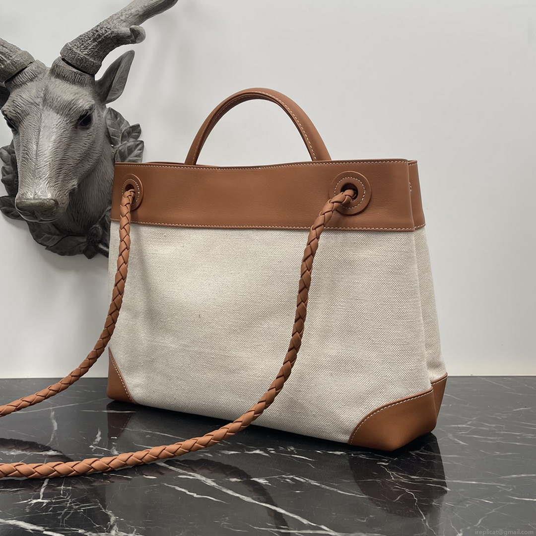Bottega Veneta BV 795306 Medium Andiamo Natural Tan