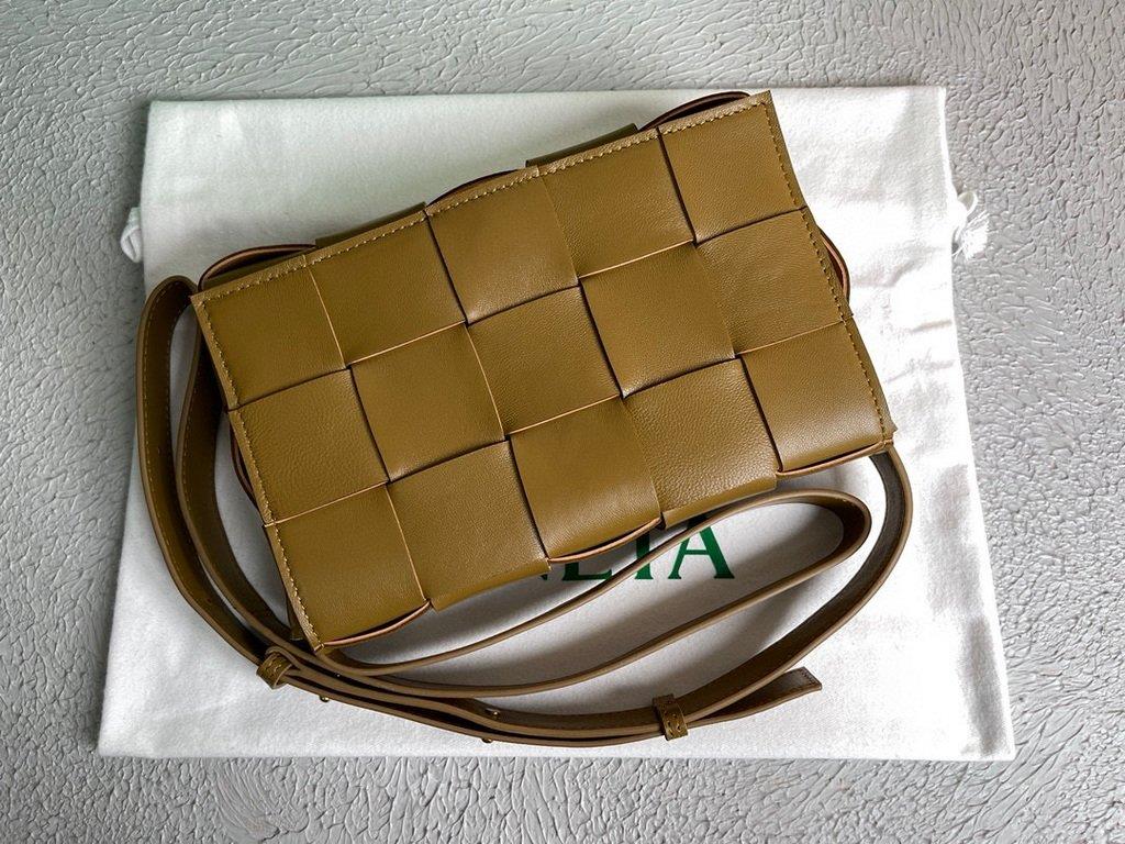 Bottega Veneta BV 578004 Cassette Cross-body Bag 58890 Acorn