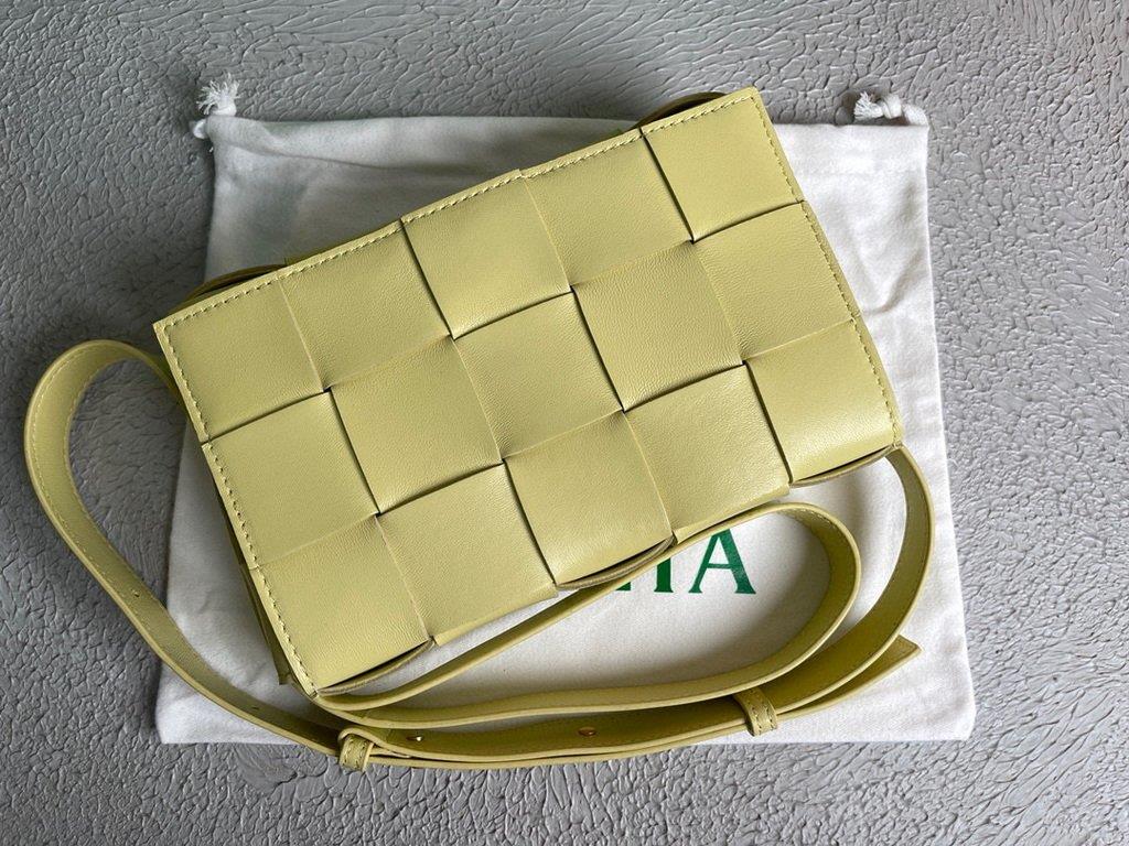 Bottega Veneta BV 578004 Cassette Cross-body Bag 58890 Apricot