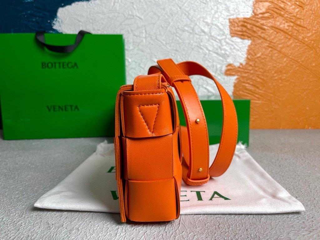 Bottega Veneta BV 578004 Cassette Cross-body Bag 58890 Orange