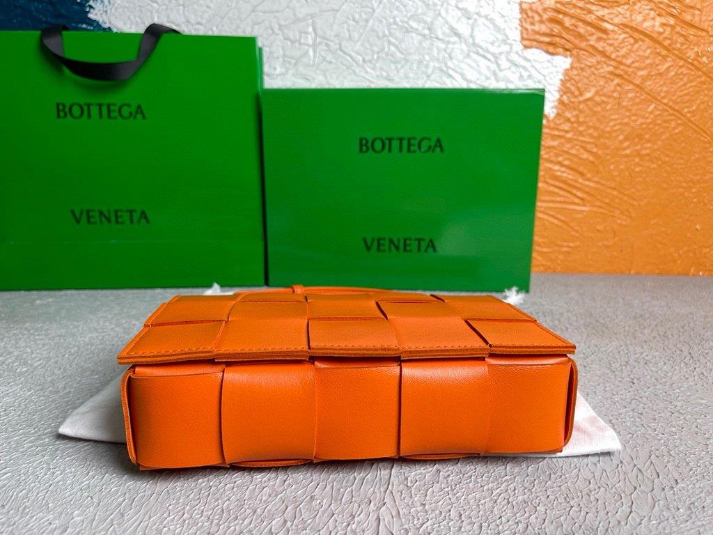 Bottega Veneta BV 578004 Cassette Cross-body Bag 58890 Orange