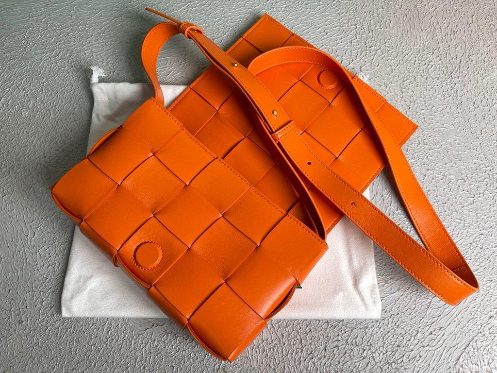 Bottega Veneta BV 578004 Cassette Cross-body Bag 58890 Orange