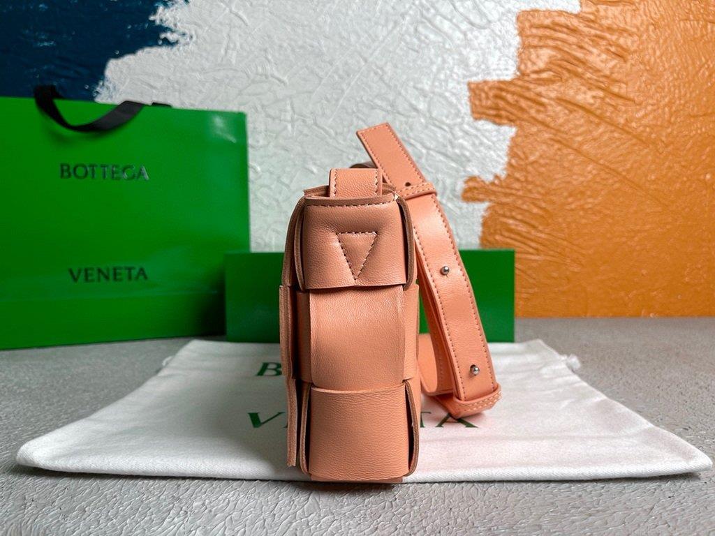 Bottega Veneta BV 578004 Cassette Cross-body Bag 58890 Pink