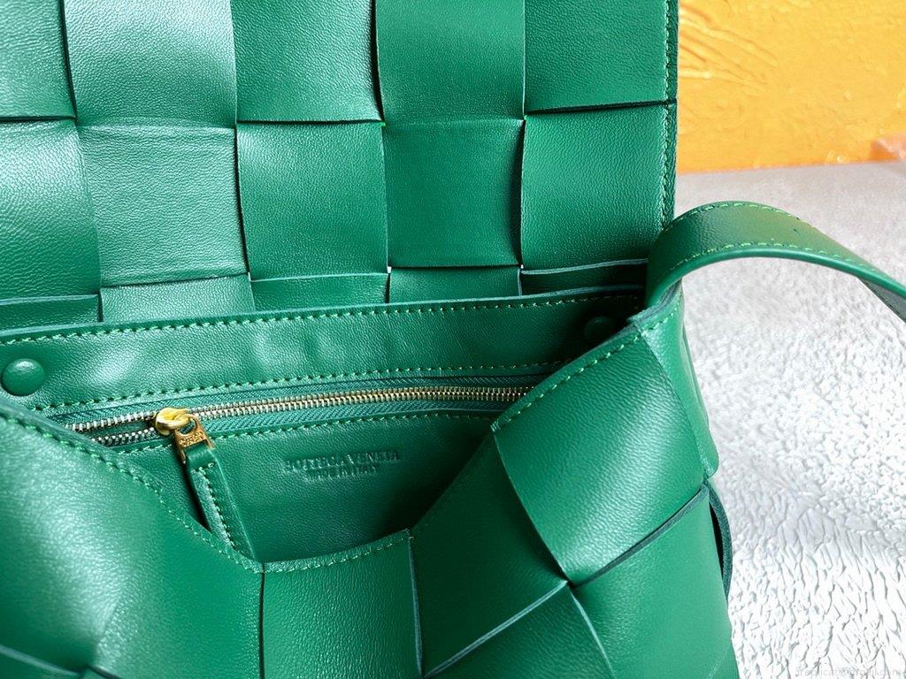 Bottega Veneta BV 578004 Cassette Cross-body Bag 58890 Dark Green