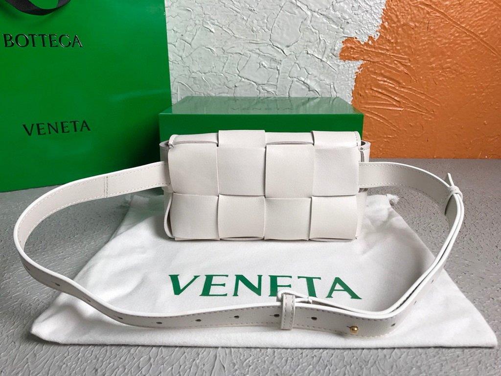 Bottega Veneta BV 639367 Belt-Cassette 55869 Bag White