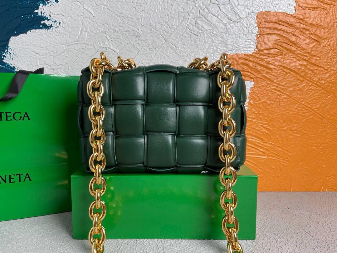 Bottega Veneta BV 20206 Chain Cassette 631421 Dark Green Gold