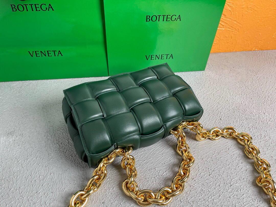 Bottega Veneta BV 20206 Chain Cassette 631421 Dark Green Gold