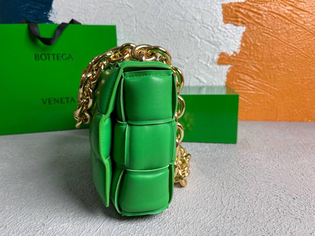 Bottega Veneta BV 20206 Chain Cassette 631421 Grass Green Gold