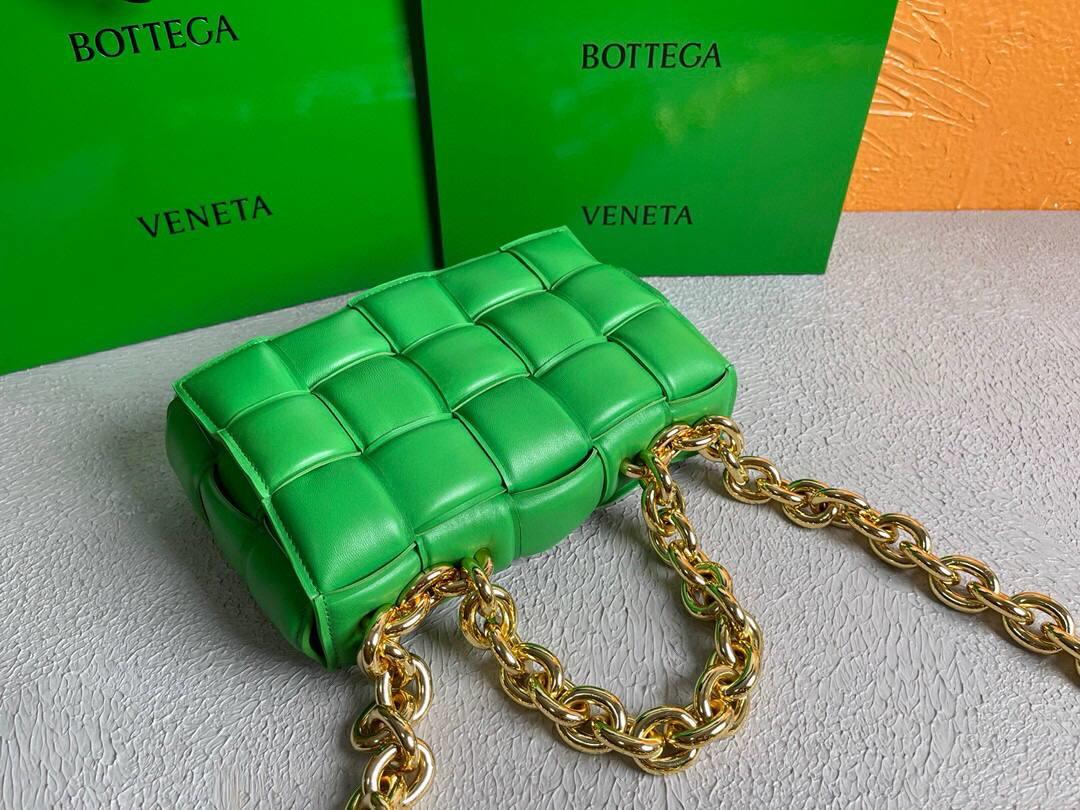 Bottega Veneta BV 20206 Chain Cassette 631421 Grass Green Gold