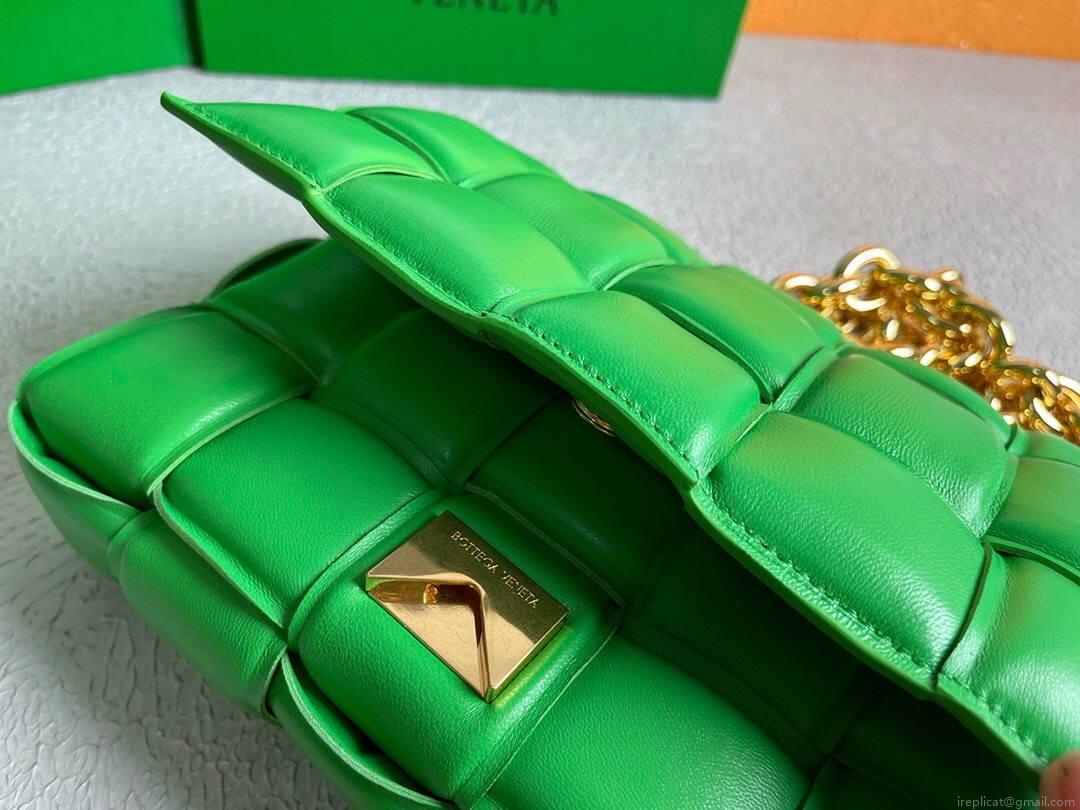 Bottega Veneta BV 20206 Chain Cassette 631421 Grass Green Gold