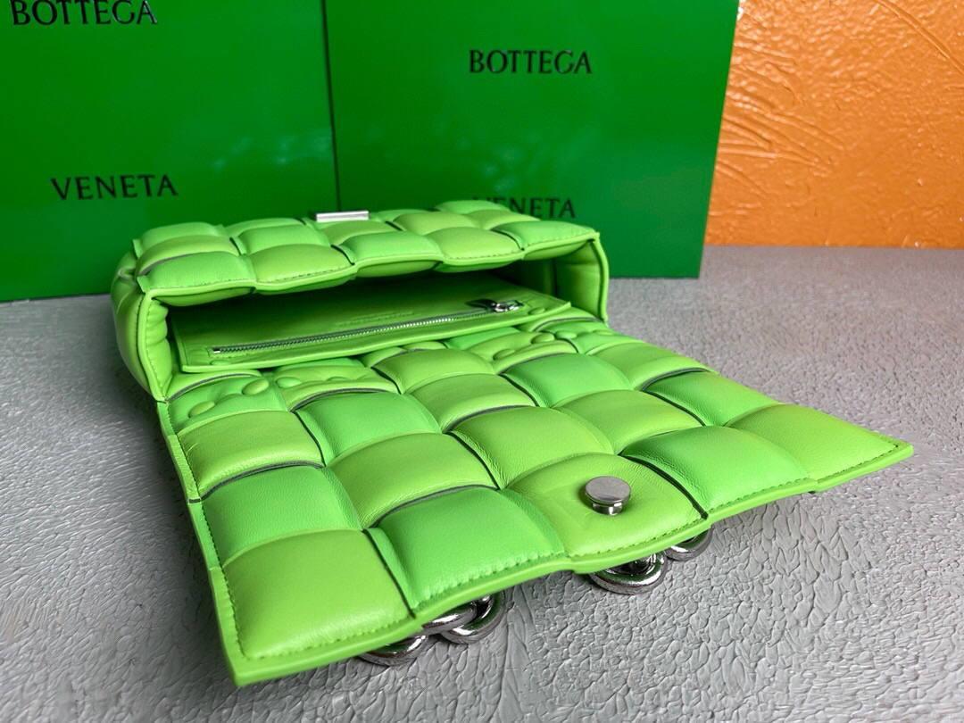 Bottega Veneta BV 20206 Chain Cassette 631421 Grass green Silver