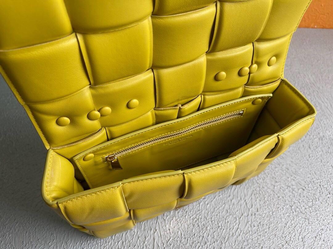 Bottega Veneta BV 20206 Chain Cassette 631421 Lemon Yellow Gold