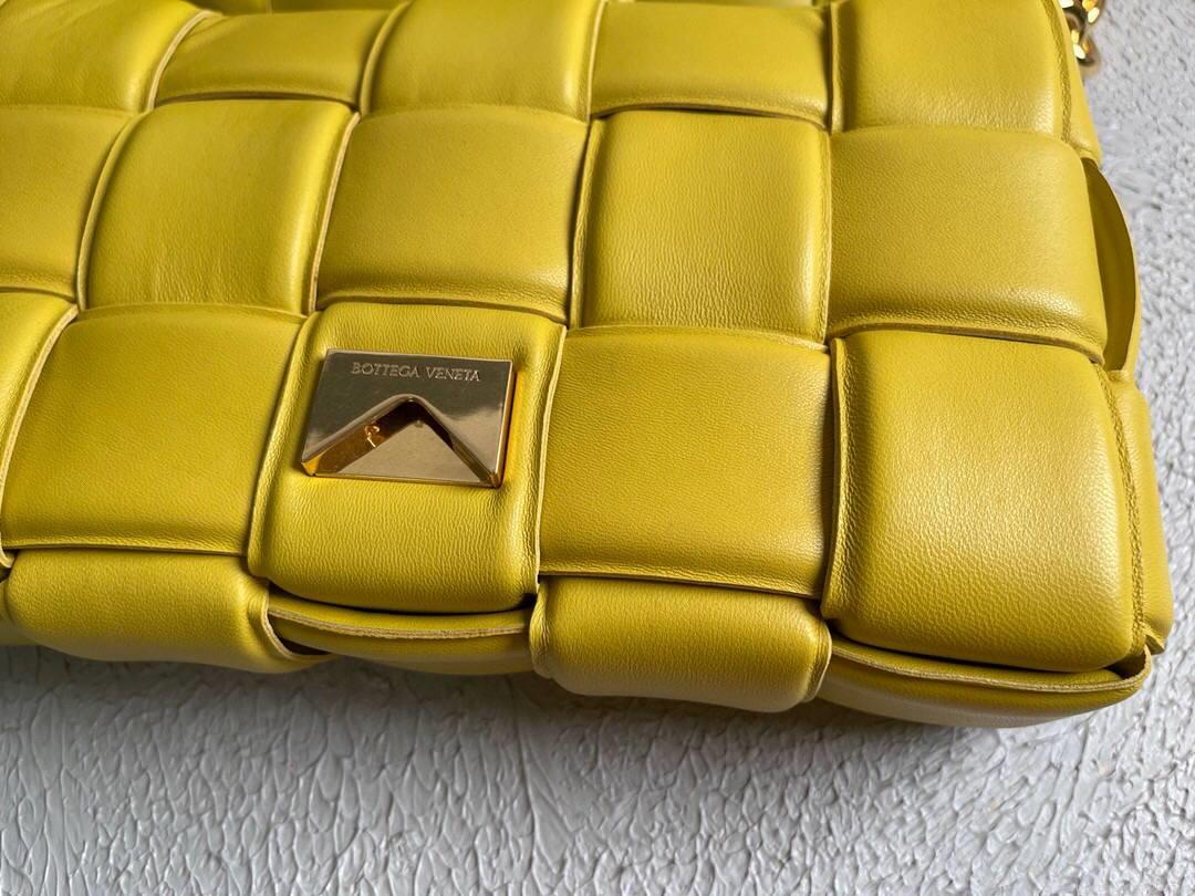 Bottega Veneta BV 20206 Chain Cassette 631421 Lemon Yellow Gold