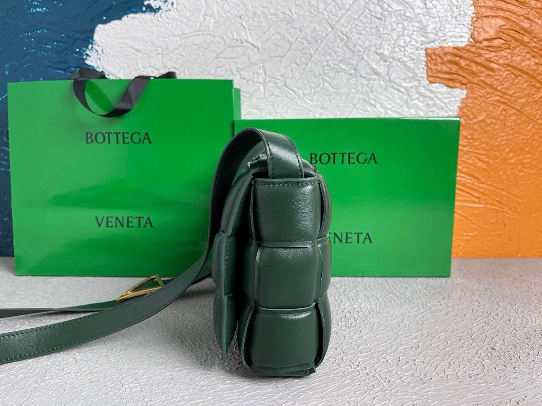 Bottega Veneta BV 20206 Padded Cassette 591970 Dark Green Gold