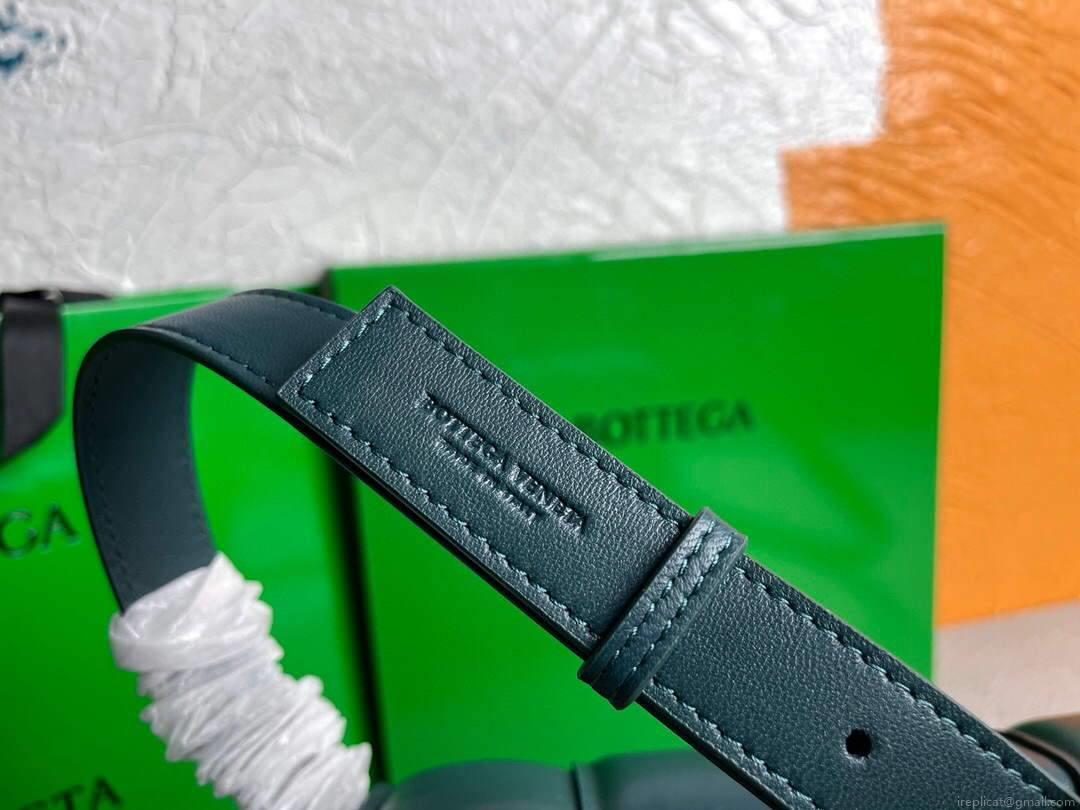 Bottega Veneta BV 20206 Padded Cassette 591970 Dark Green Silver