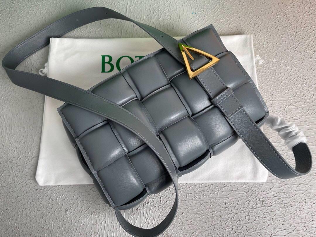 Bottega Veneta BV 20206 Padded Cassette 591970 Dark Grey Gold