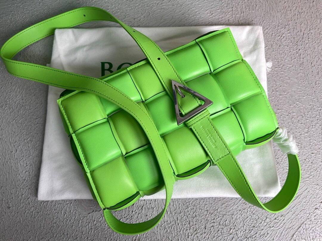 Bottega Veneta BV 591970 Padded Cassette 20206 Lemon Green Silver