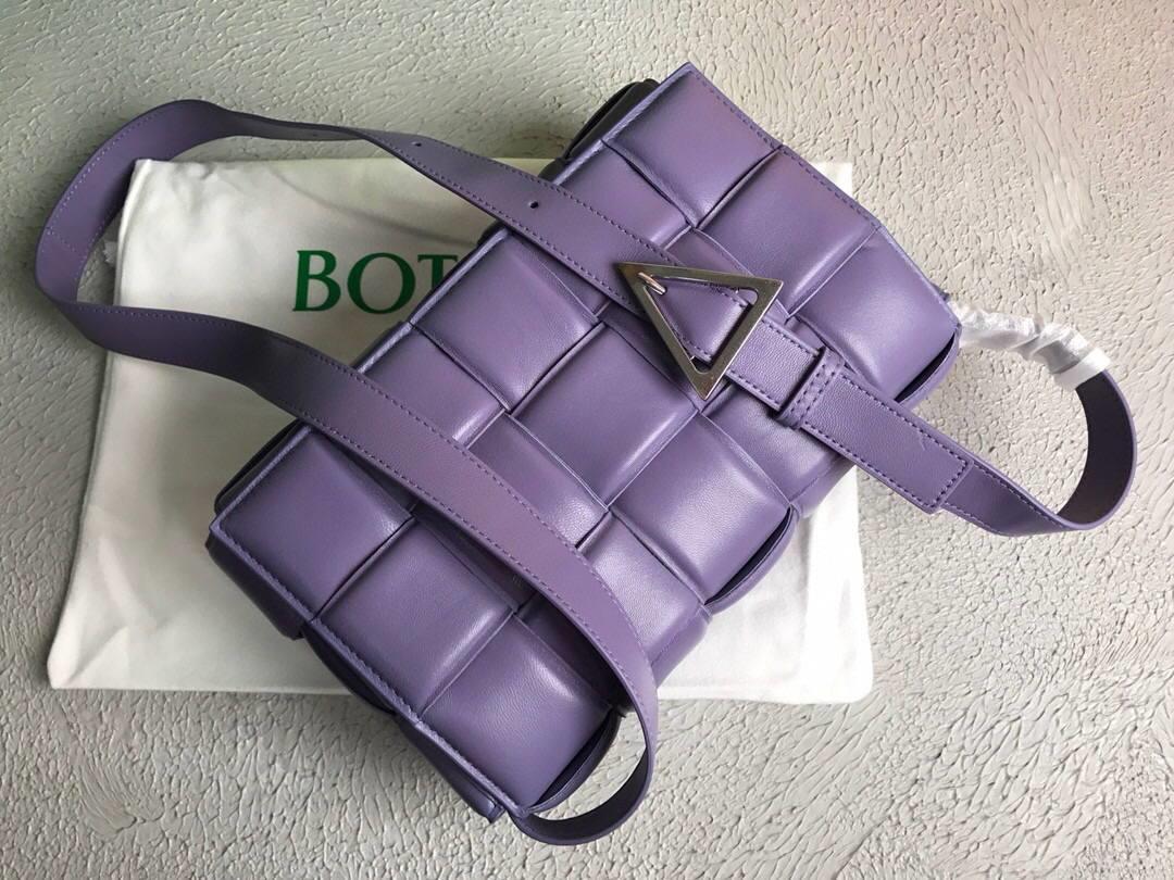 Bottega Veneta BV 591970 Padded Cassette 20206 Light Purple Silver