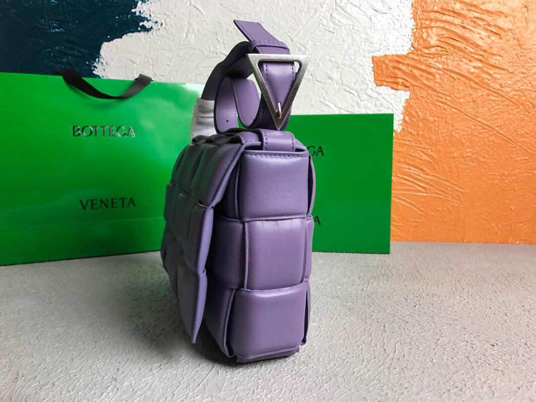 Bottega Veneta BV 591970 Padded Cassette 20206 Light Purple Silver