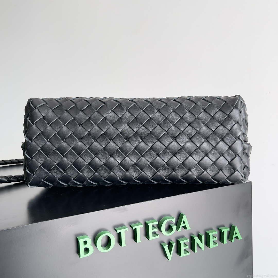 Bottega Veneta BV 743572 Medium Andiamo Black