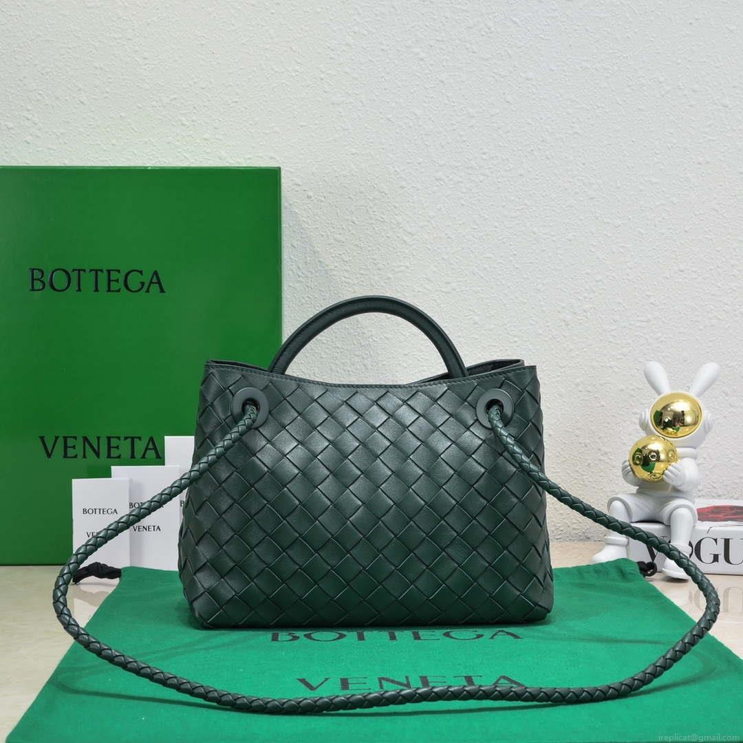 Bottega Veneta BV 743572 Medium Andiamo Dark Green