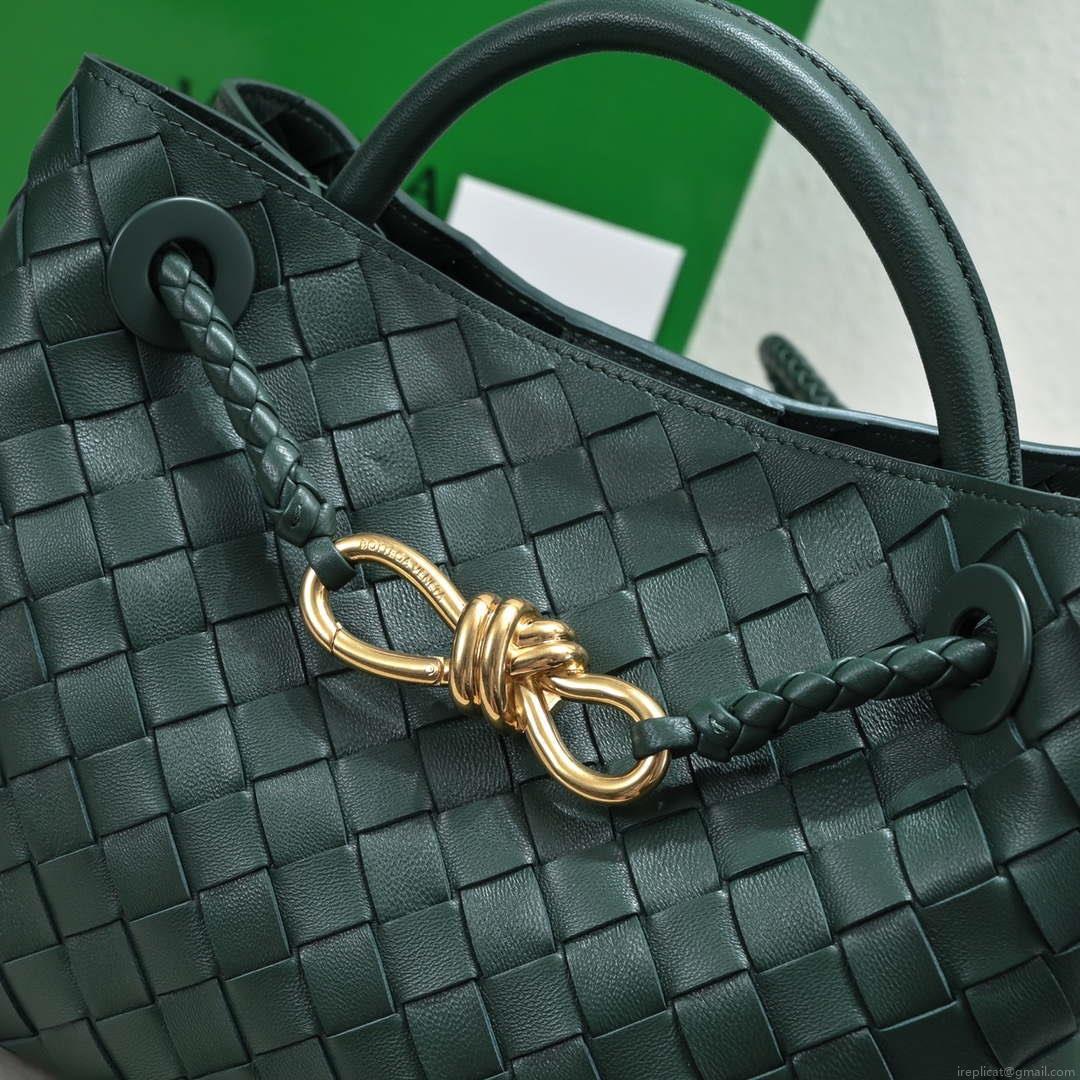 Bottega Veneta BV 743572 Medium Andiamo Dark Green
