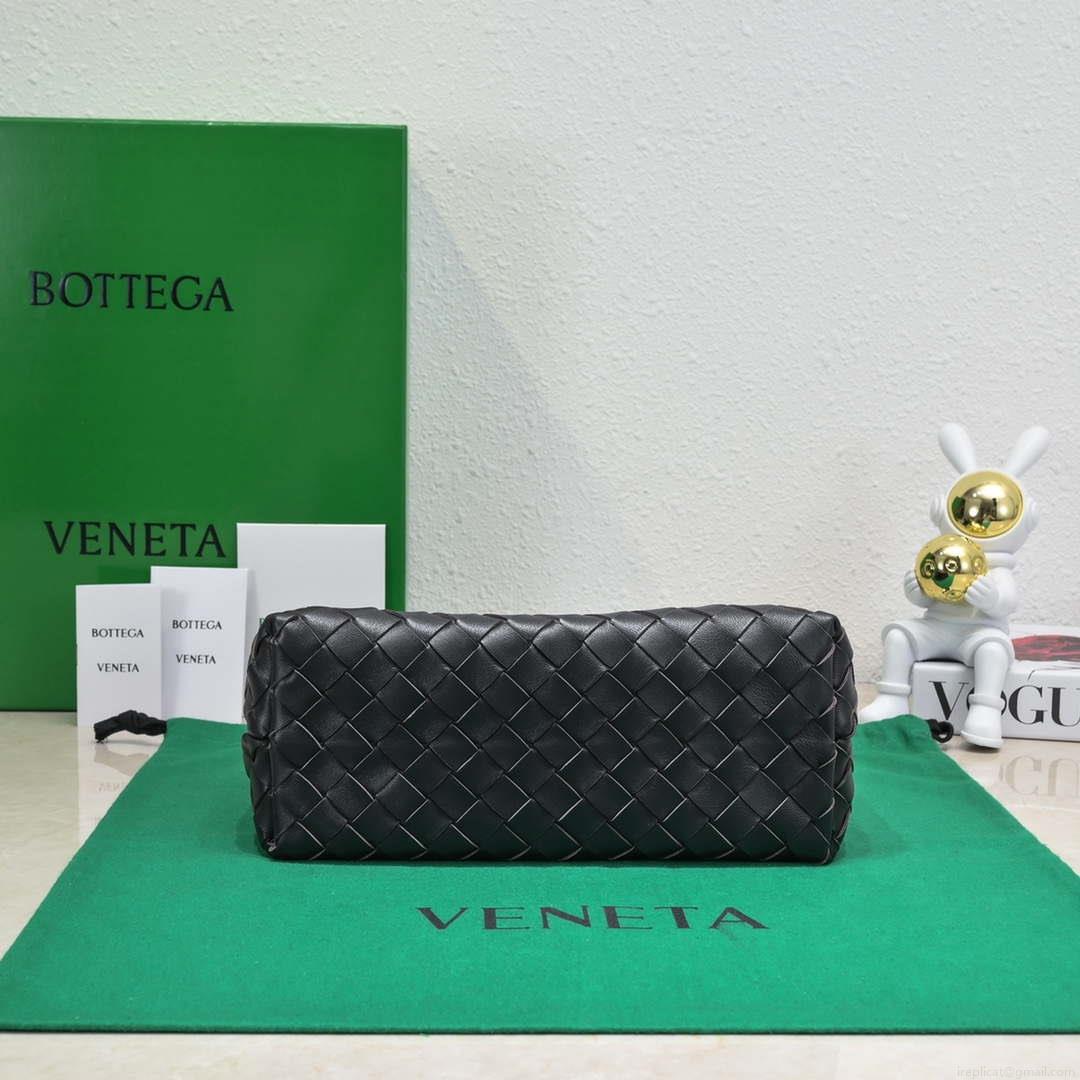 Bottega Veneta BV 743568 Small Andiamo Black