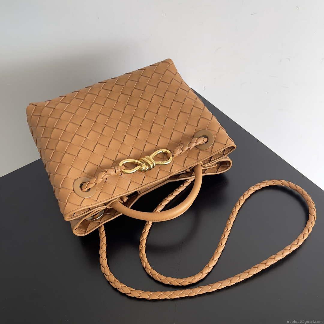 Bottega Veneta BV 743568 Small Andiamo Ligth Brown