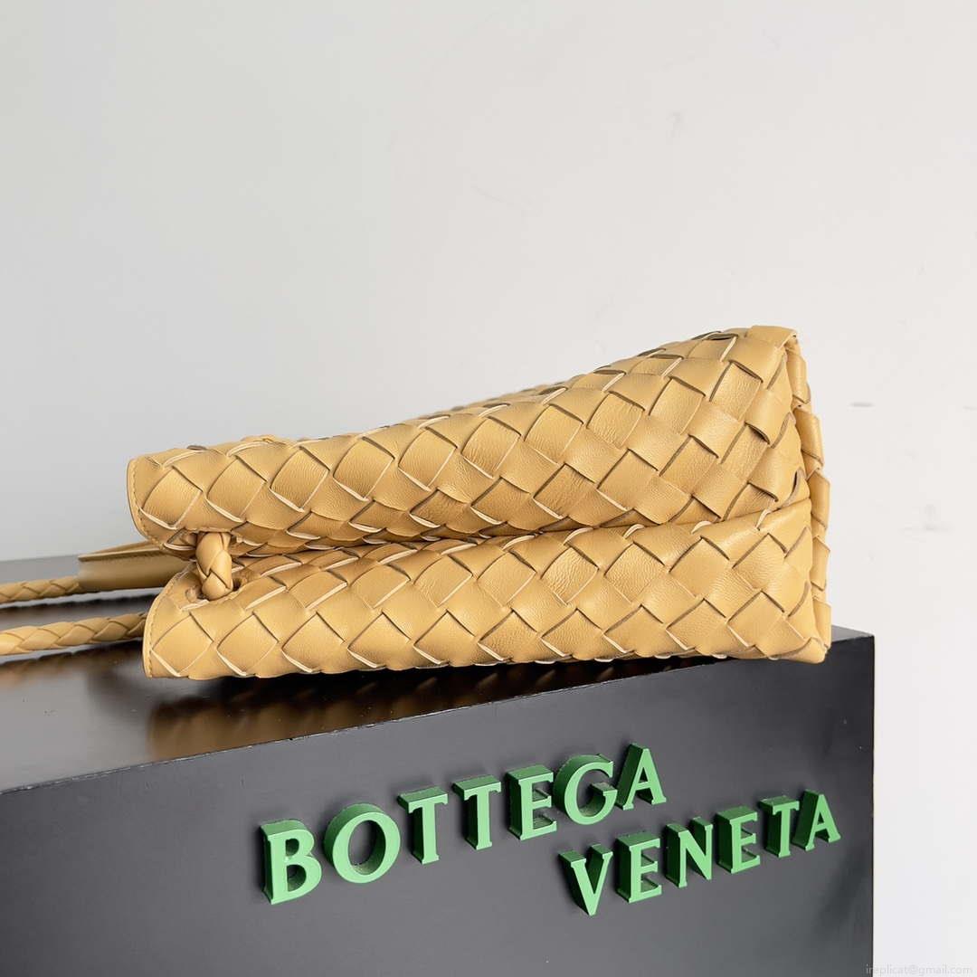 Bottega Veneta BV 743572 Medium Andiamo Light Brown