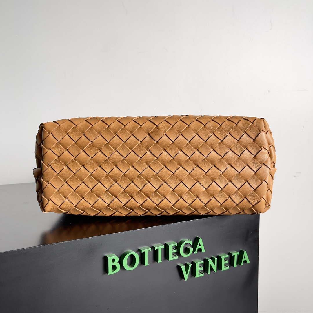 Bottega Veneta BV 743572 Medium Andiamo Tan