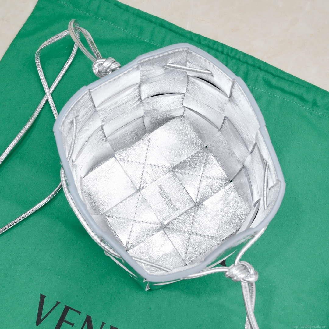 Bottega Veneta BV 680218 Small Cassette Cross-Body Bucket Silver