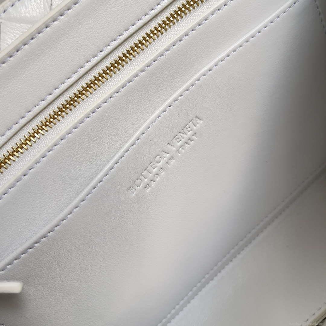Bottega Veneta BV 754990 Small East/West Andiamo White