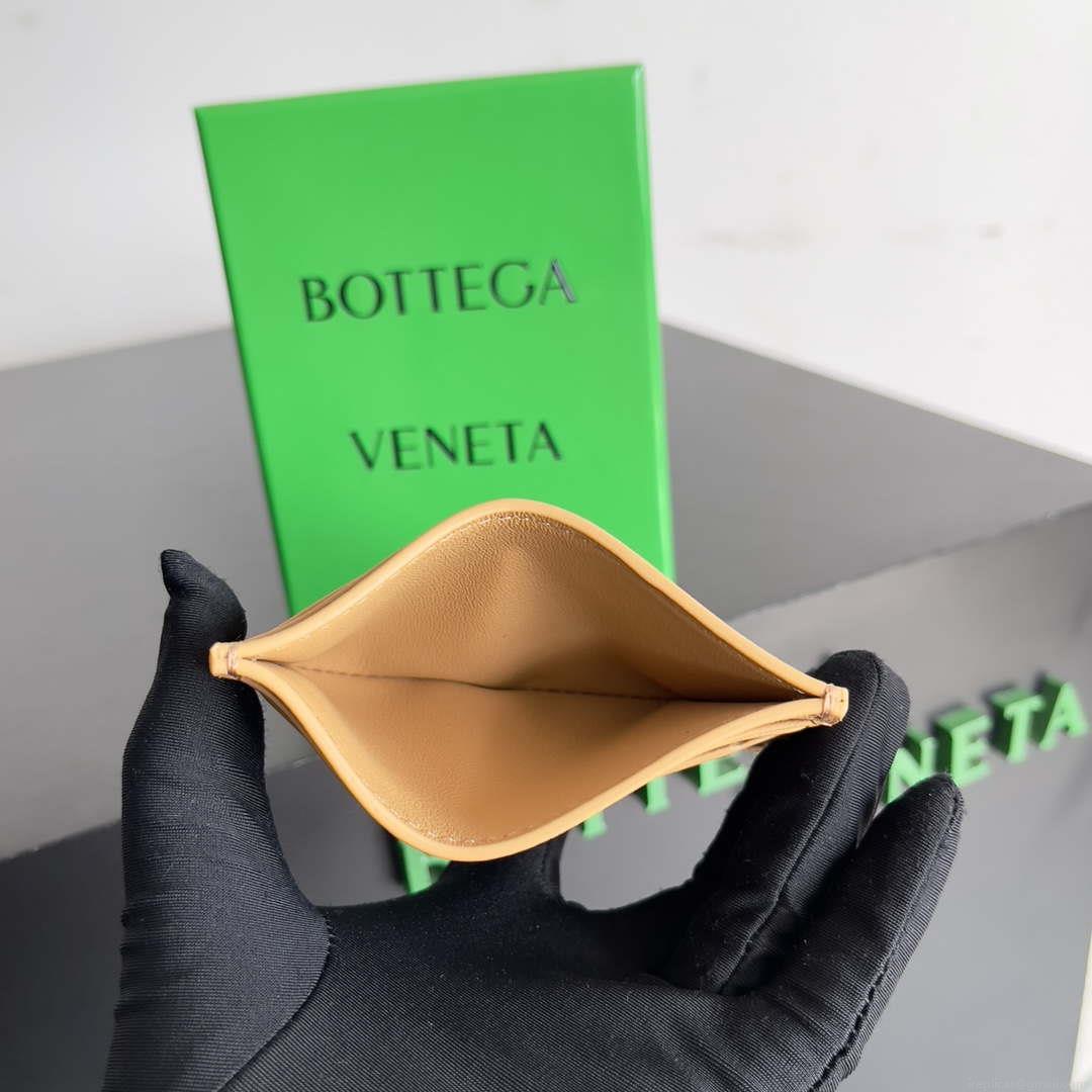 Bottega Veneta BV 743209 Intrecciato Credit Card Case bv70026